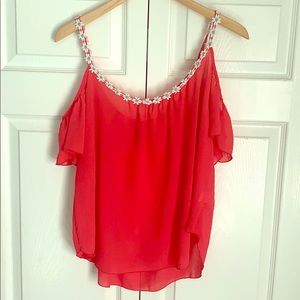 Coral top